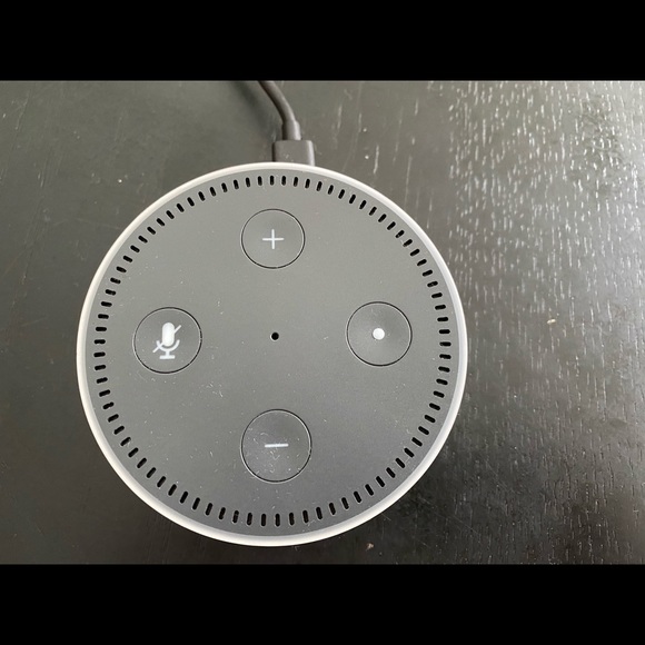 Amazon Alexa - Picture 2 of 3